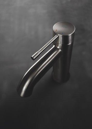 Однорычажный смеситель для раковины S-Size Grohe Essence (24171AL1)