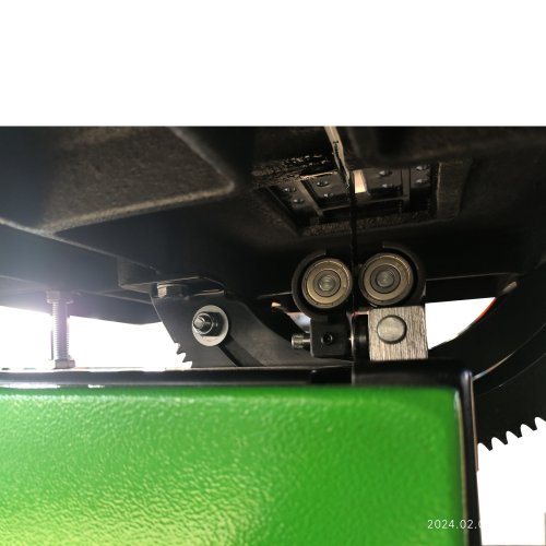 Ленточная деревообрабатывающая пила TVK HBS400