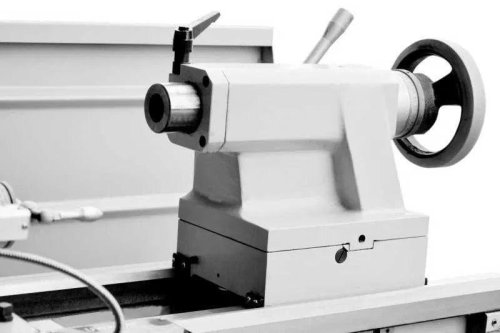 Универсальный токарный станок MAST 460x1500