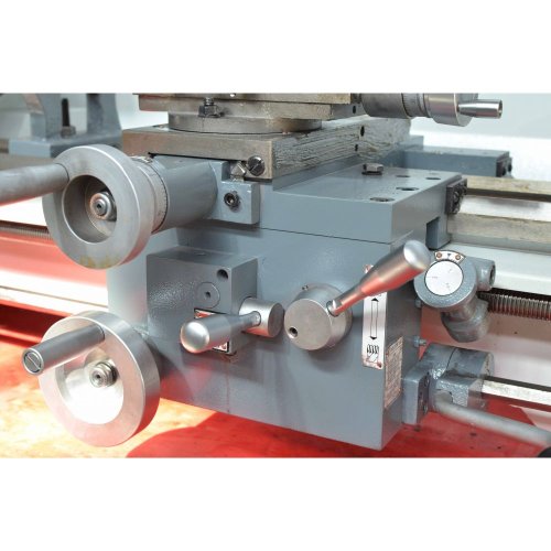 Токарний верстат по металу FDB Maschinen Turner 280X750G