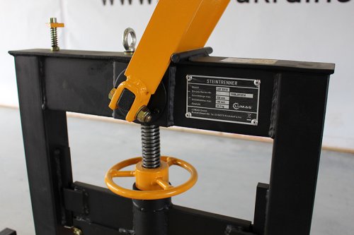 Каменеріз Lumag LST3314