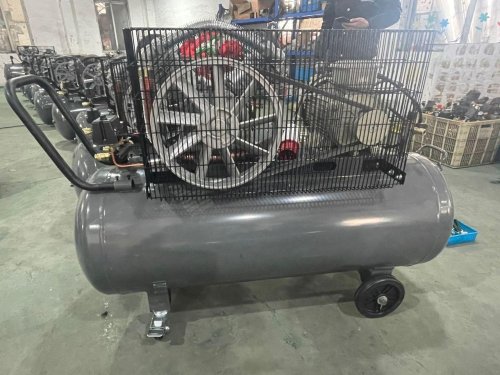 Поршневой компрессор MAST VA90/200L 400