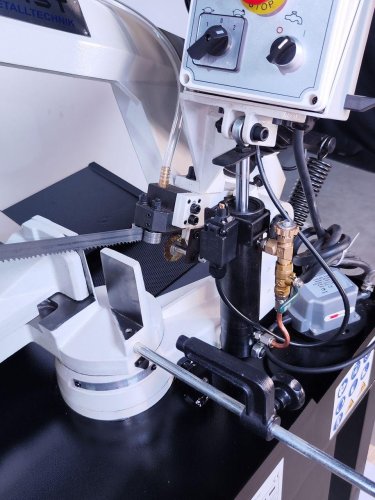 Ленточная пила по металлу MAST Metalltechnik M-BS210 400V