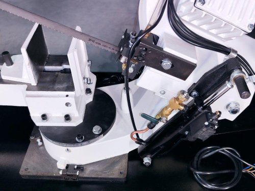 Ленточная пила по металлу MAST Metalltechnik M-BS712R 400V