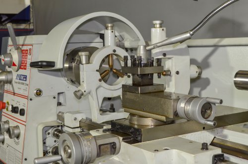 Станок токарно-винторезный FDB Maschinen Turner 360x1000W(2,2 kw-DPA