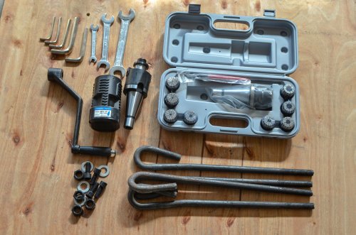 Станок универсально-фрезерный UF100