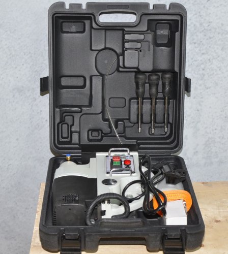 Сверлильный станок с магнитным основанием FDB Maschinen Drilling MBD 23