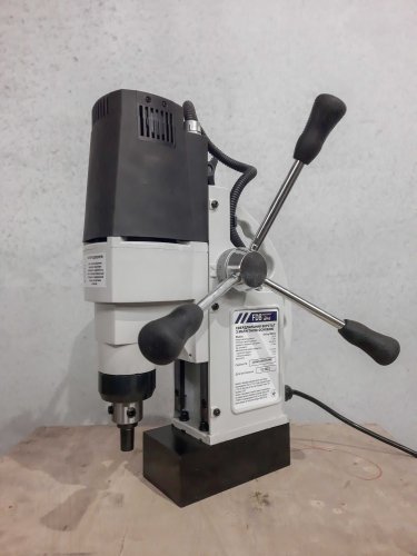 Сверлильный станок с магнитным основанием FDB Maschinen Drilling MBD 32