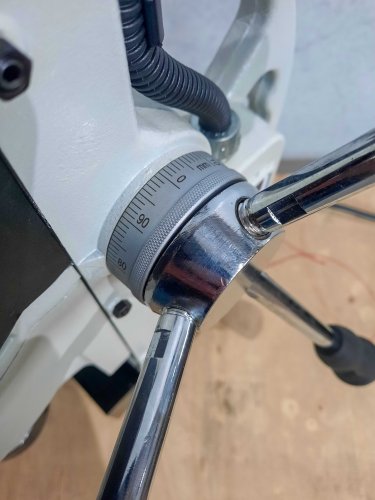 Сверлильный станок с магнитным основанием FDB Maschinen Drilling MBD 32