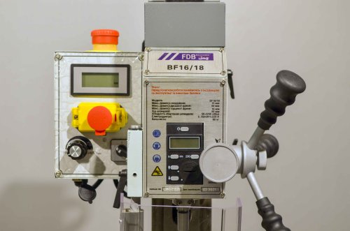 Сверлильно-фрезерный станок FDB Maschinen BF 16B