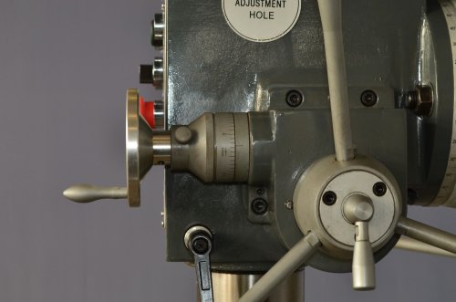 Универсально-фрезерный станок FDB Maschinen TMM110W