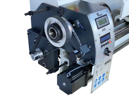 Токарно-винторезный станок по металлу 9craft 250Е 250х800 1100W 38 мм шпиндель