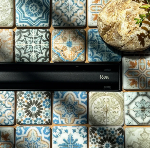 Трап для душа REA NEOX 70 SLIM PRO BLACK черный