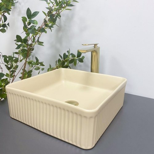 Умывальник (раковина) VBI BOLZANO BEIGE MATT накладной