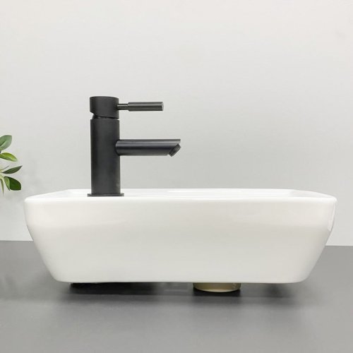 Умывальник (раковина) VBI JESI R WHITE подвесной