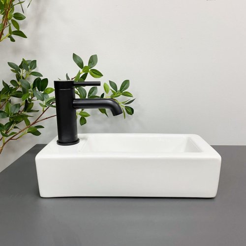 Умывальник (раковина) VBI KOMO R WHITE накладной подвесной