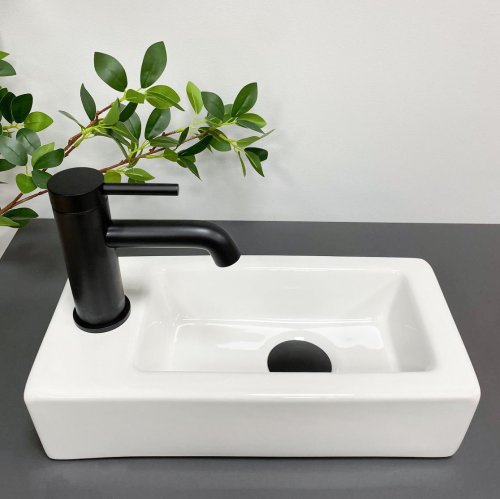 Умывальник (раковина) VBI KOMO R WHITE накладной подвесной