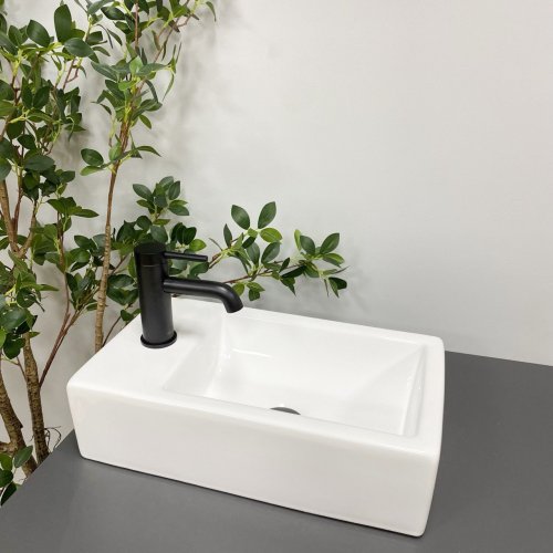 Умывальник (раковина) VBI LECCE U WHITE накладной