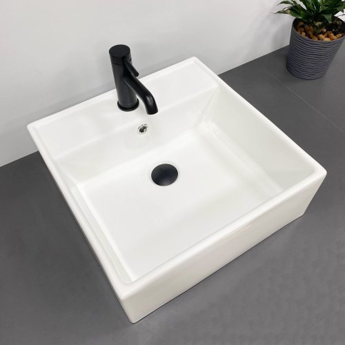 Умывальник (раковина) VBI TERAMO WHITE накладной подвесной