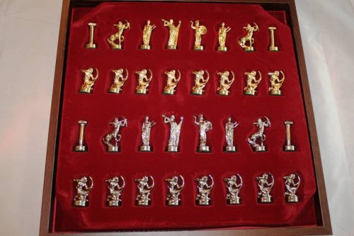 Шахматы Manopoulos "Титаны" 36х36 см (красные) S6RED