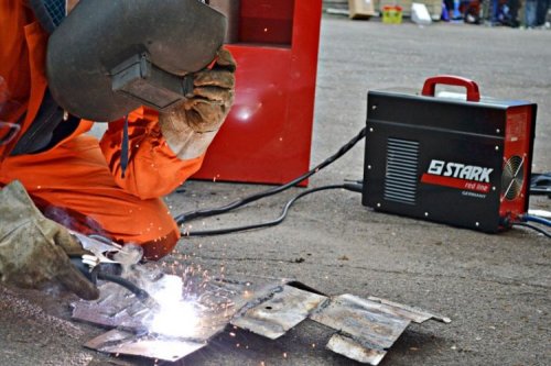 Сварочный инвертор Stark IMT-200 PROFI 3 в 1