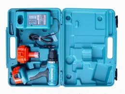 Шуруповерт аккумуляторный ударный MAKITA 8271DWAE