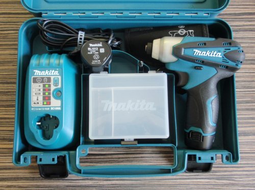 Шуруповерт ударний акумуляторний Makita TD090DWE