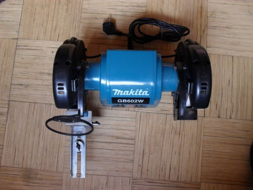 Точильный станок для заточки инструмента и циркулярных дисков MAKITA GB602W