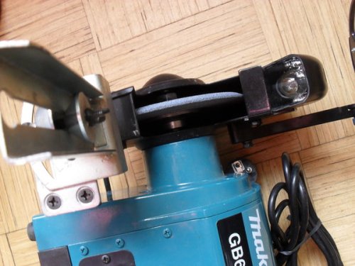 Точильный станок для заточки инструмента и циркулярных дисков MAKITA GB602W