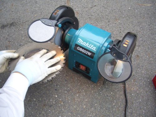 Точильный станок для заточки инструмента и циркулярных дисков MAKITA GB602W