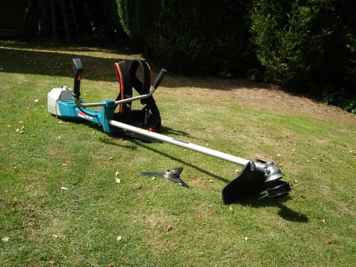 Бензокоса MAKITA DBC4510KIT