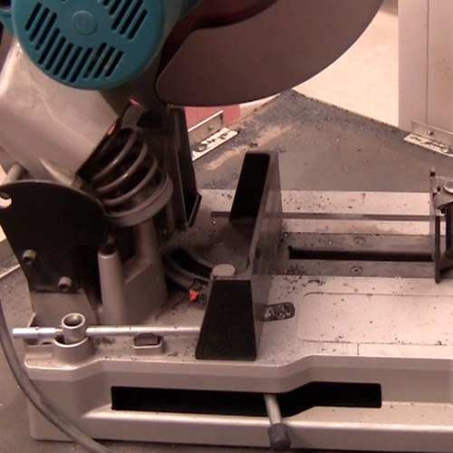 Пила по металлу Makita LC1230