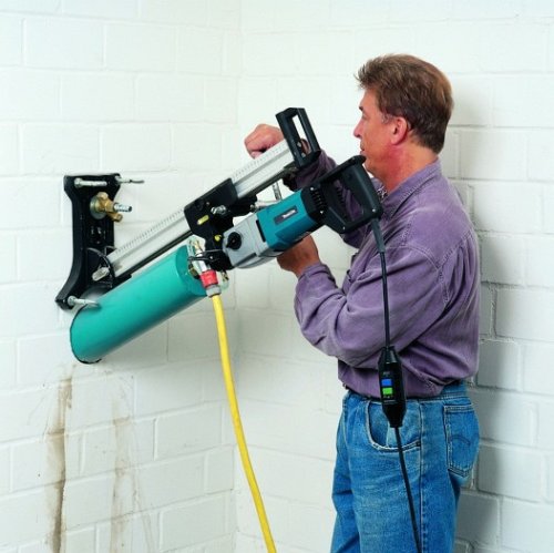 Дрель с алмазной коронкой MAKITA DBM131