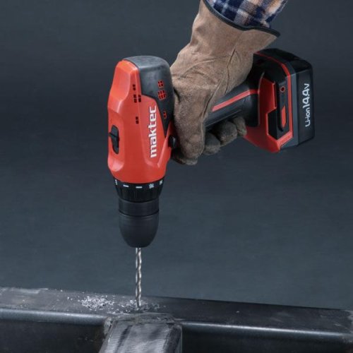 Шуруповерт аккумуляторный MAKTEC MT070E