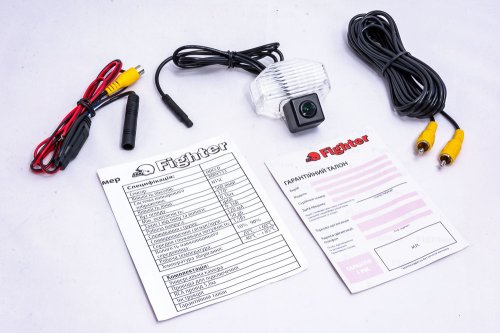 Камера заднего вида Fighter CS-HCCD+FM-31 (Toyota)