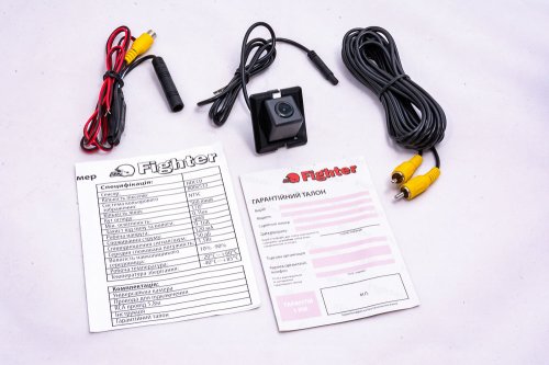 Камера заднего вида Fighter CS-HCCD+FM-35 (Toyota)